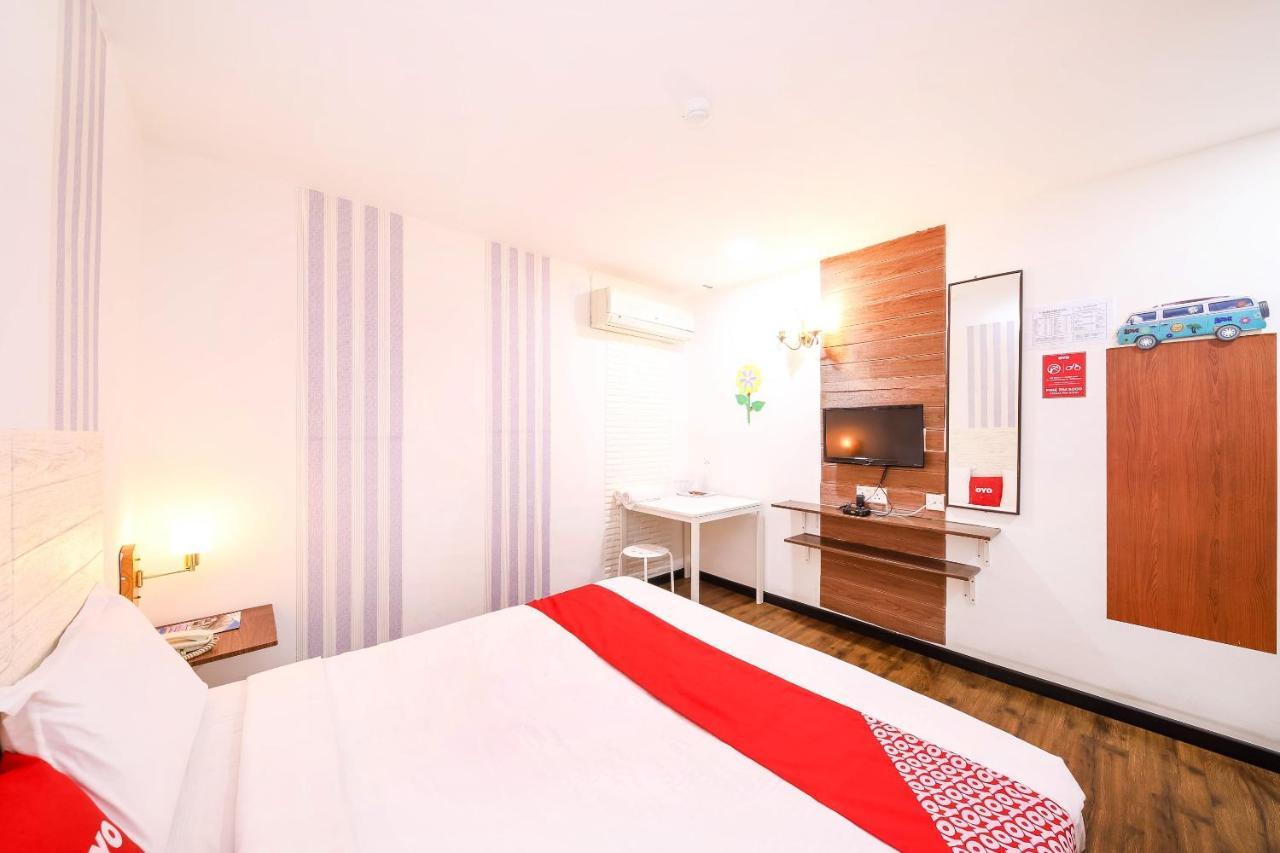 Oyo 43963 T Signature Hotel Petaling Jaya Extérieur photo