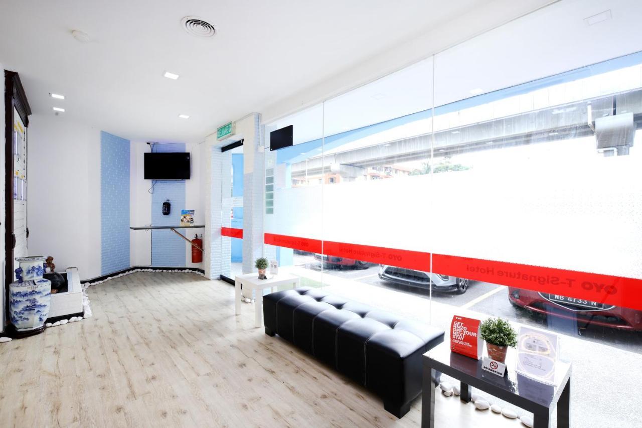 Oyo 43963 T Signature Hotel Petaling Jaya Extérieur photo