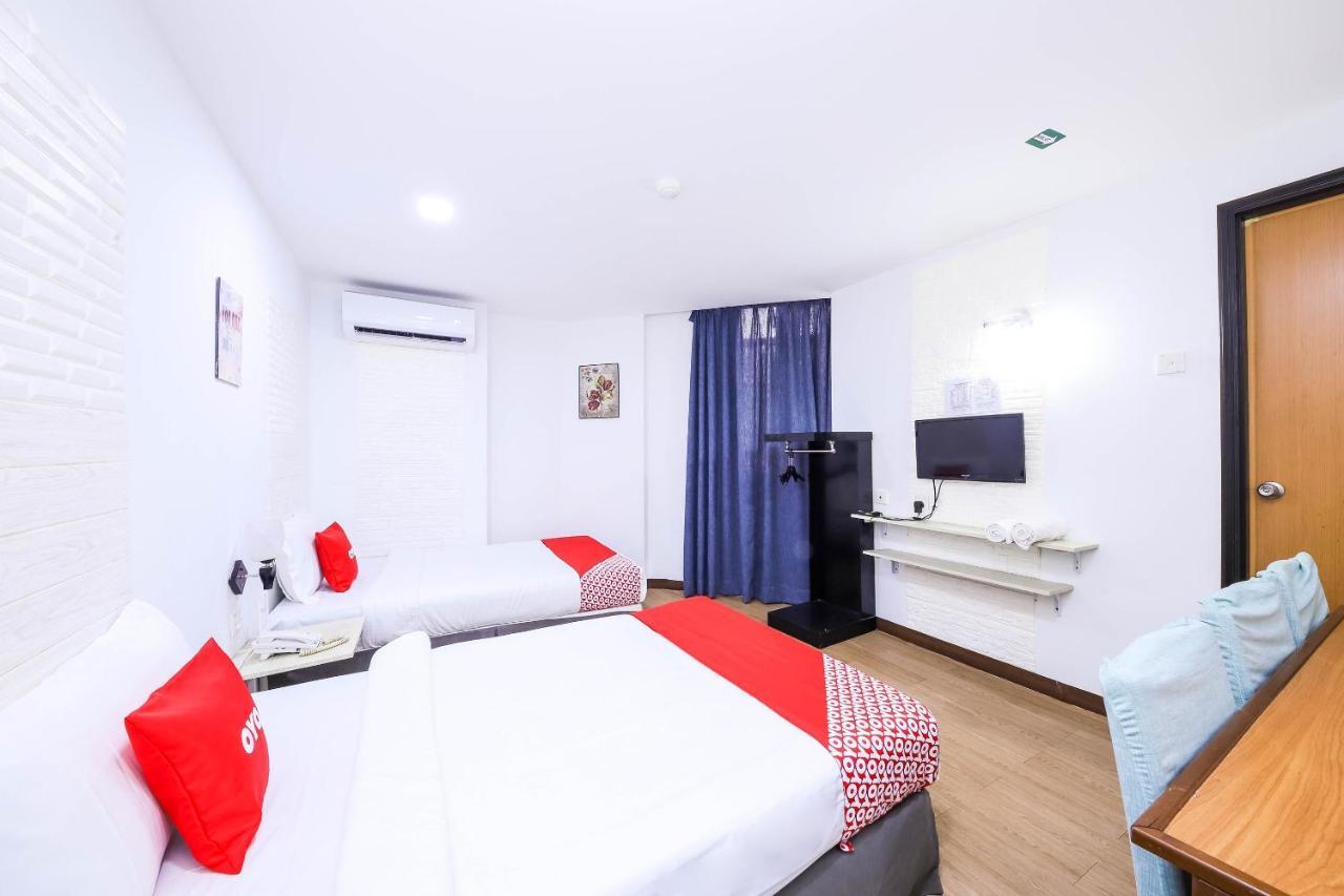 Oyo 43963 T Signature Hotel Petaling Jaya Extérieur photo