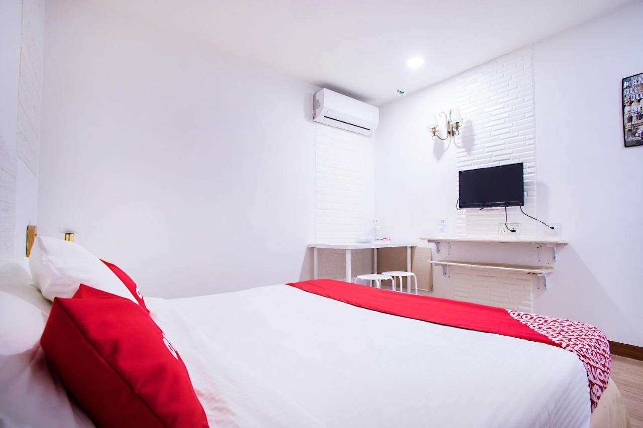 Oyo 43963 T Signature Hotel Petaling Jaya Extérieur photo