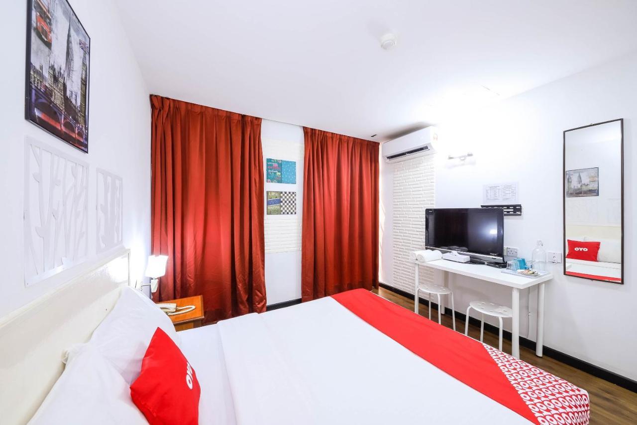 Oyo 43963 T Signature Hotel Petaling Jaya Extérieur photo