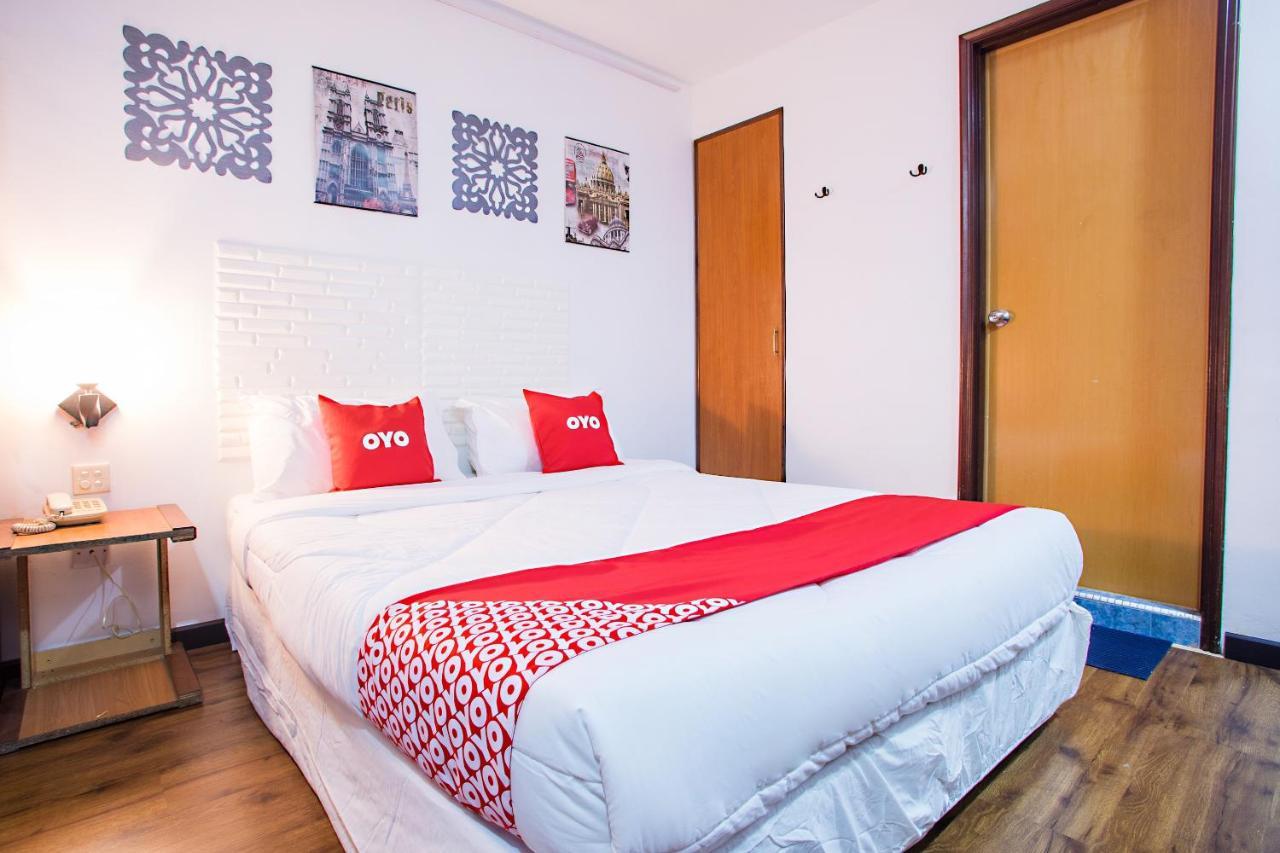 Oyo 43963 T Signature Hotel Petaling Jaya Extérieur photo