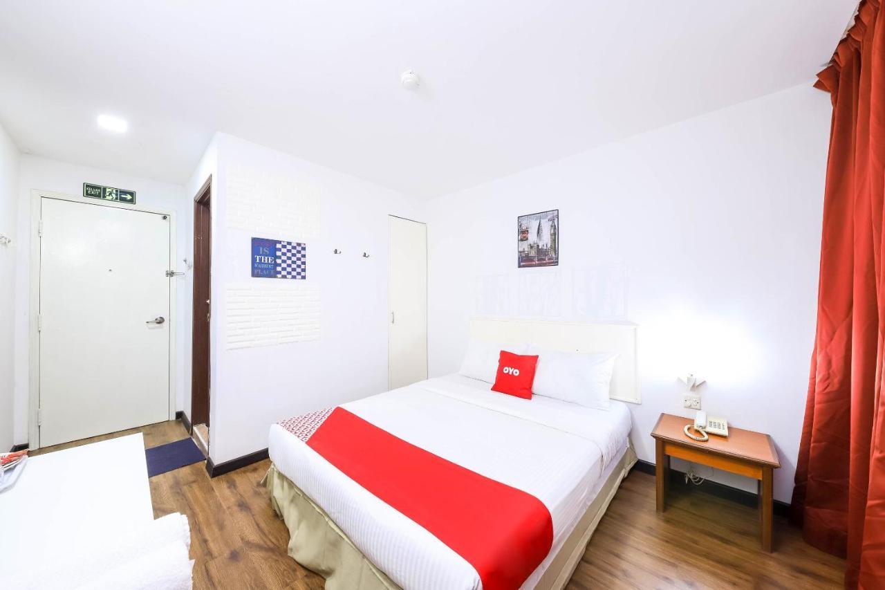 Oyo 43963 T Signature Hotel Petaling Jaya Extérieur photo