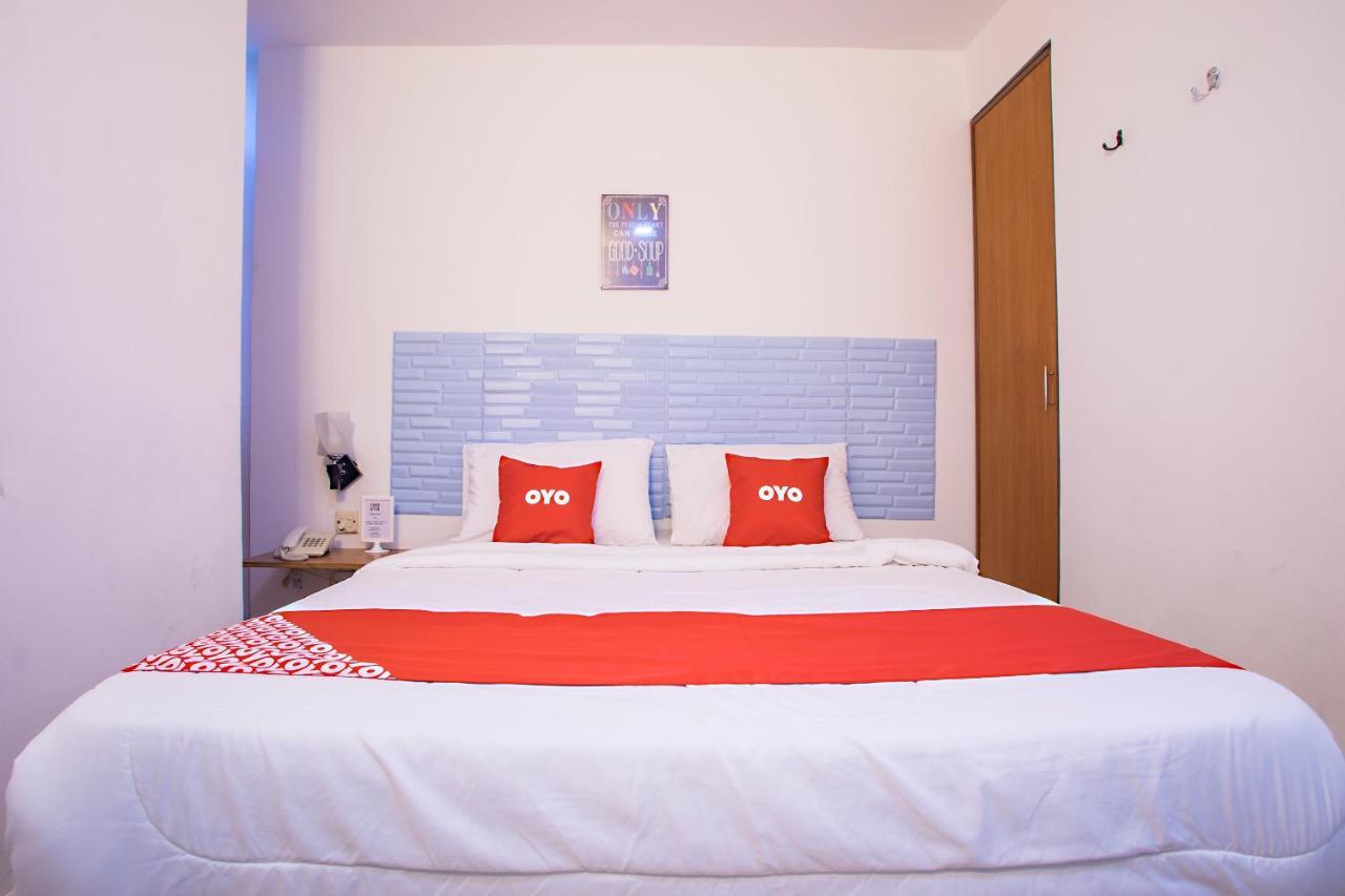 Oyo 43963 T Signature Hotel Petaling Jaya Extérieur photo